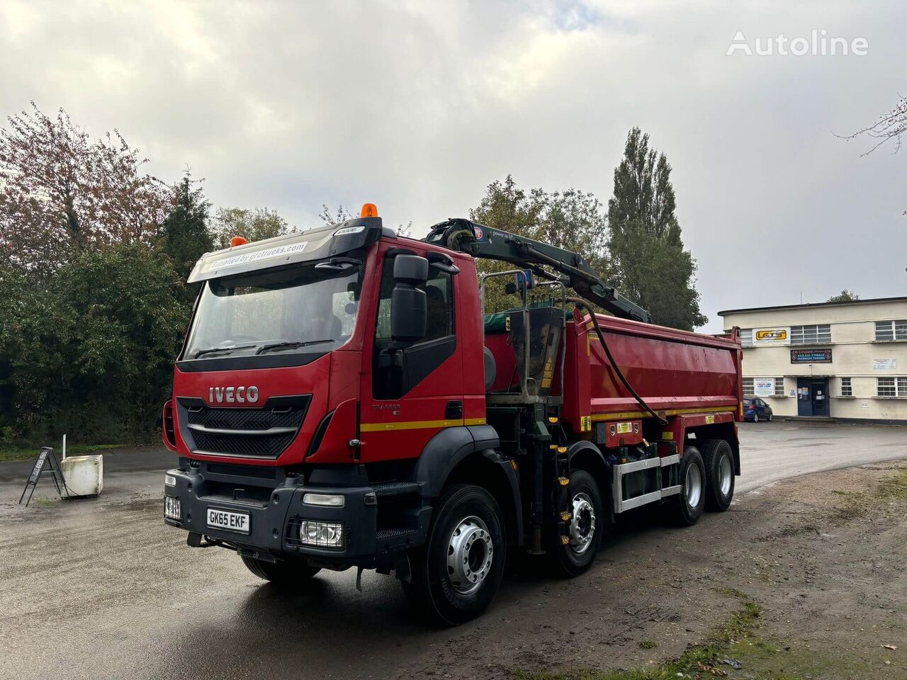 камион самосвал IVECO Trakker 340