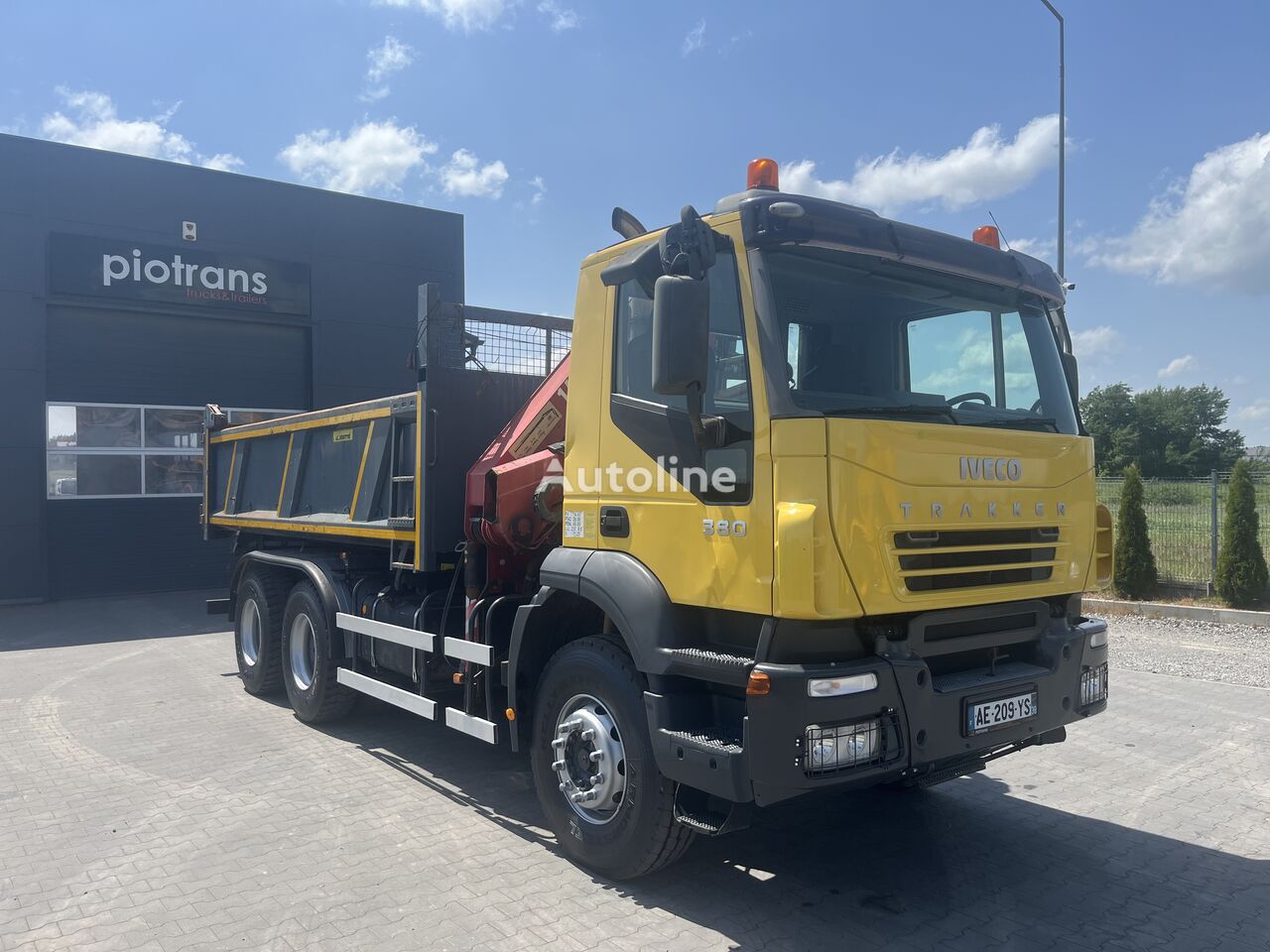 camion-benne IVECO Trakker 380