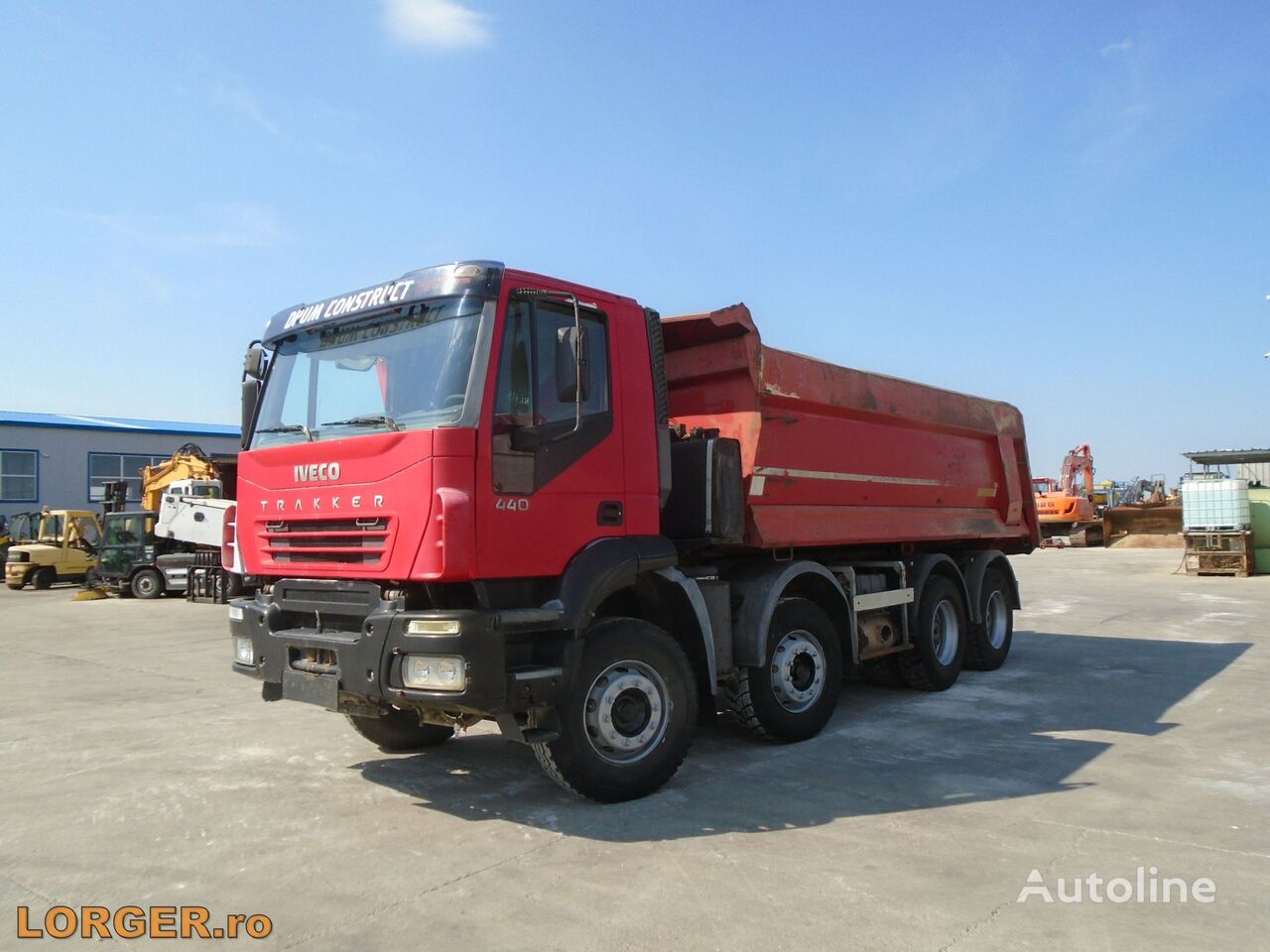 شاحنة قلابة IVECO Trakker 410