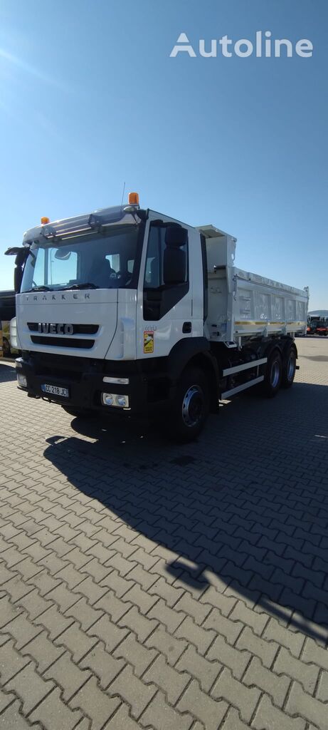 camion-benne IVECO Trakker 410