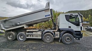 IVECO Trakker 500  Muldenkipper