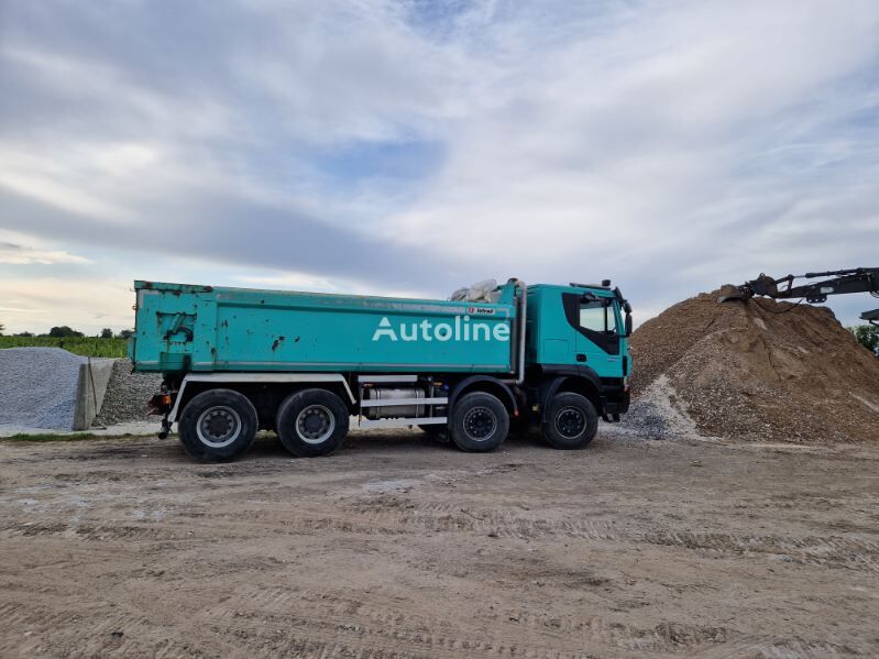 camion-benne IVECO Trakker 500