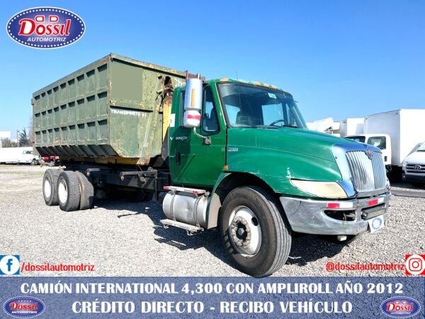 International 4.300 dump truck