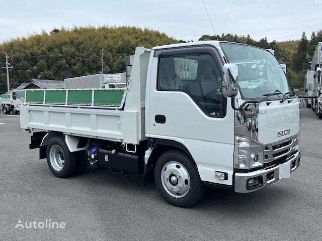 Isuzu ELF tippelad lastbil