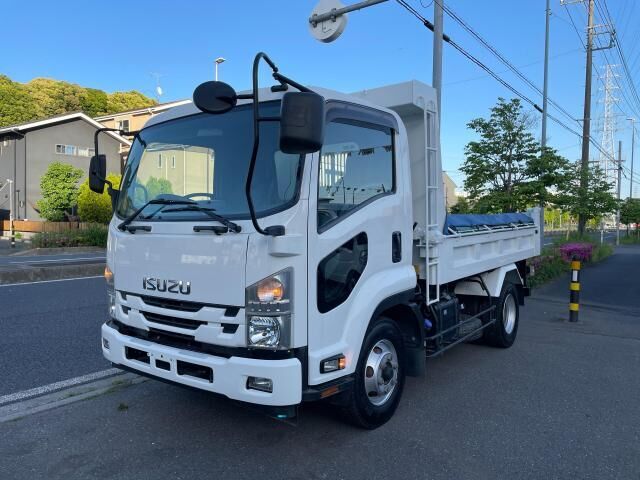 Isuzu FORWARD dump truck