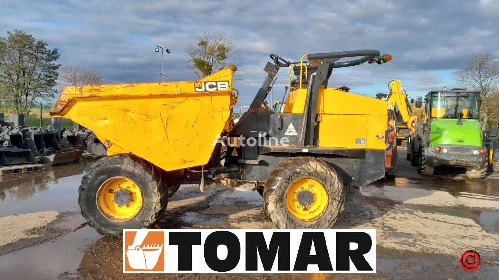 JCB 9T dump truck