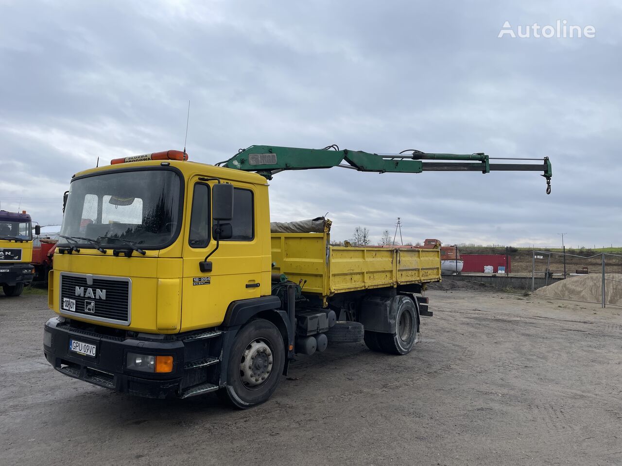 MAN 18.264 dump truck