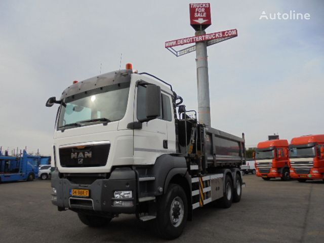 autobasculantă MAN 26.440 6X6 BB TGS