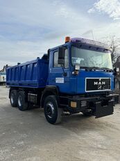 덤프 트럭 MAN 33.423
