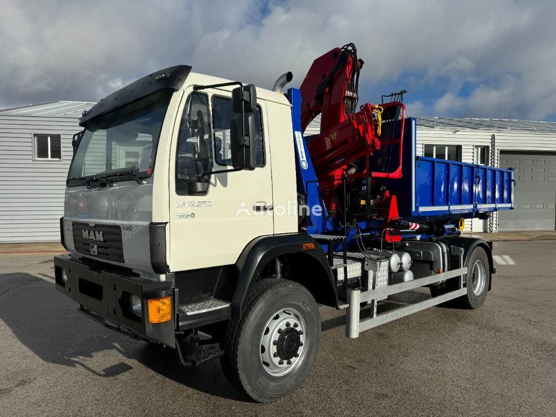 MAN LE 18.250 dump truck