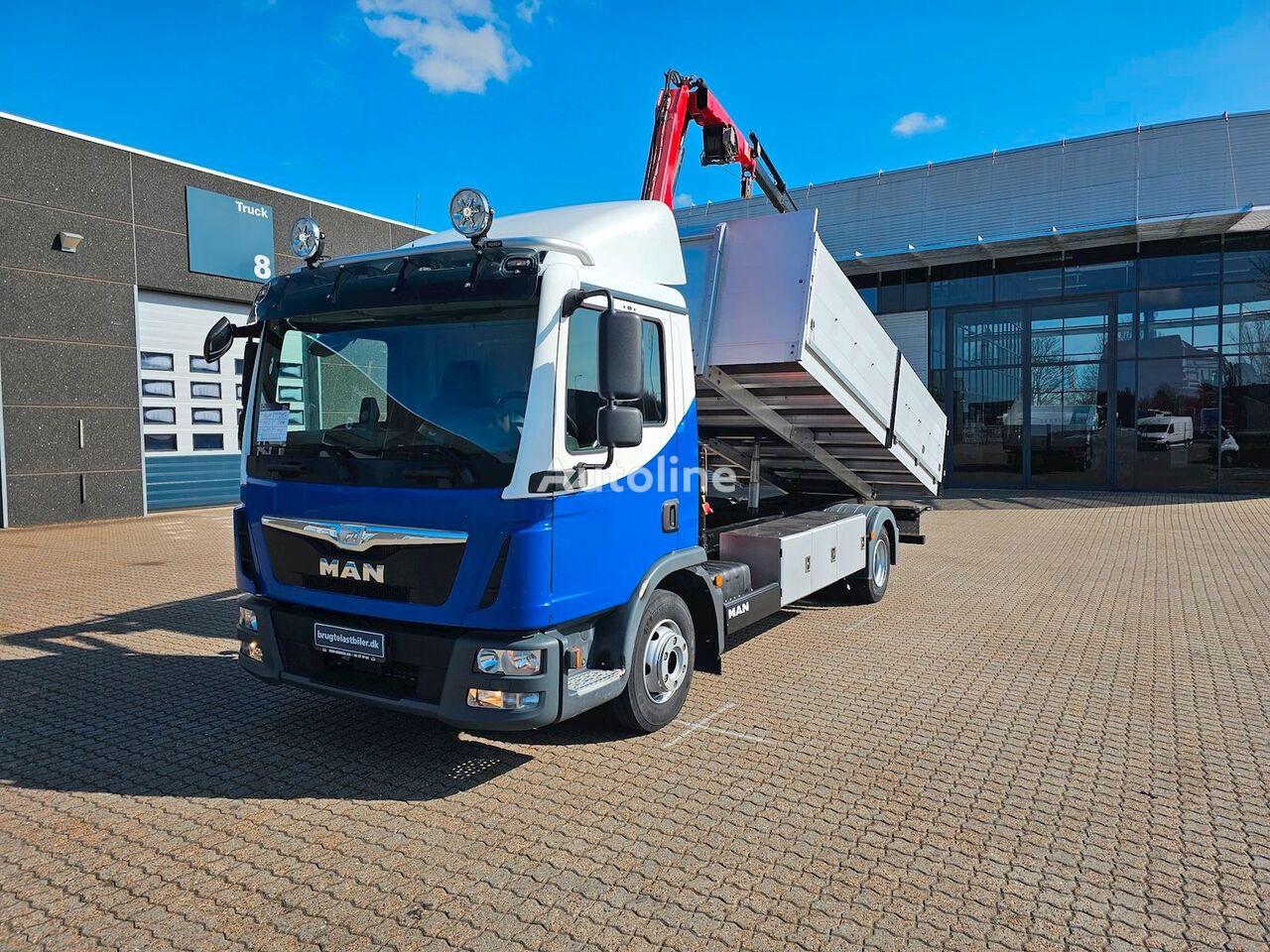 MAN TGL 10.220 dump truck