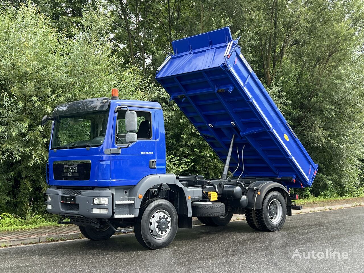 camião basculante MAN TGM 18-280 MAN 4x4 KIPER WYWROTKA MEILLER STAN PERFEKCYJNY