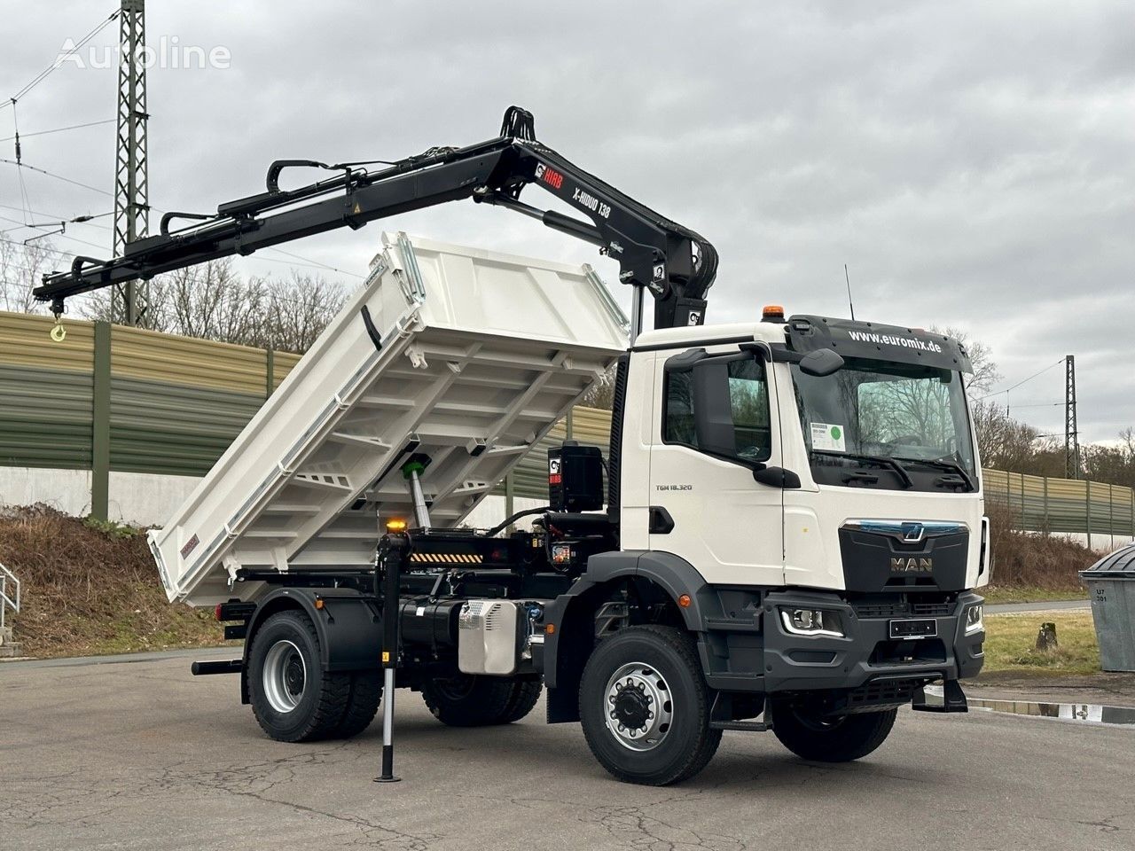 新しいMAN TGM 18.320 4x4 Euro6e Hiab X-HiDuo 138DS-3 ダンプトラック