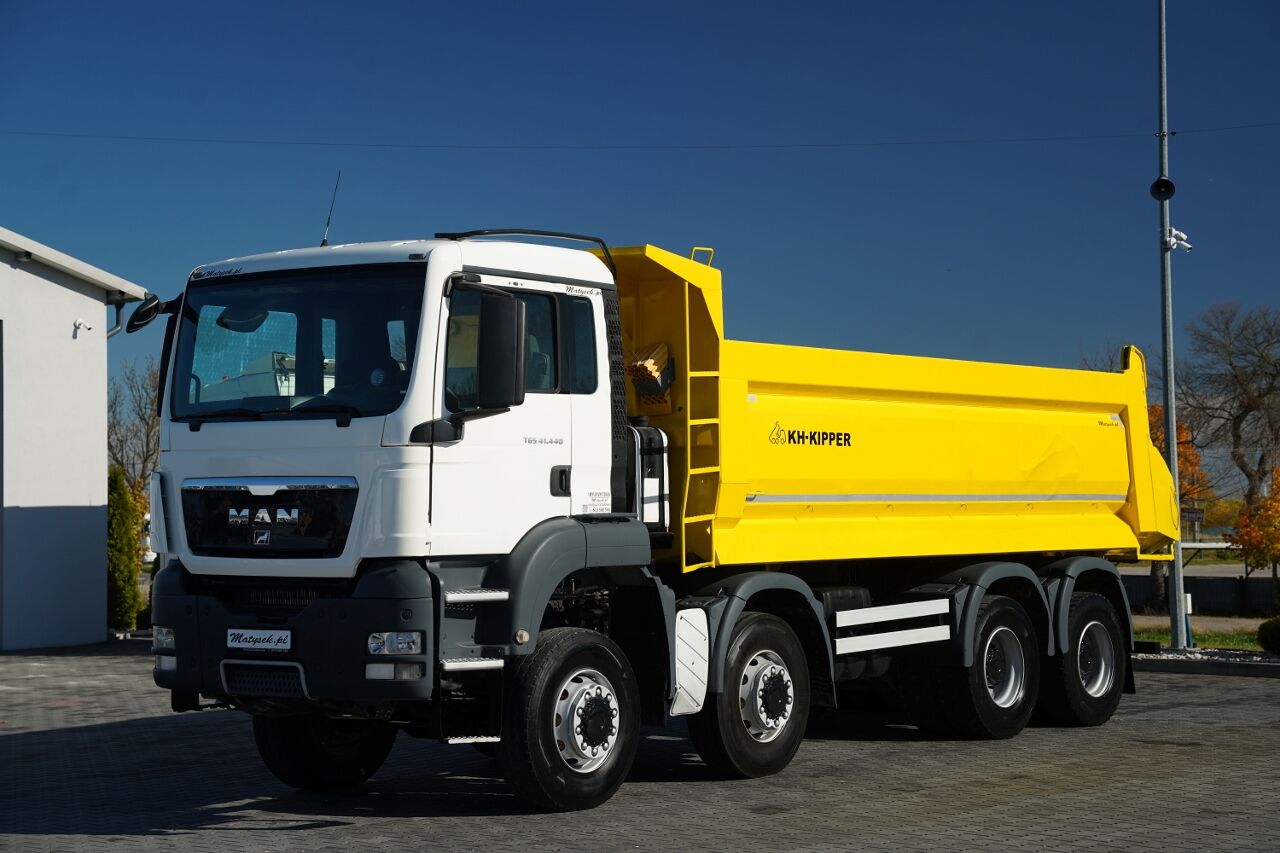 MAN TGS 41.440 / 8x8 / BILLENŐS HÁTRABILLENŐS - 5.9 M / MANUÁLIS VÁLTÓ /