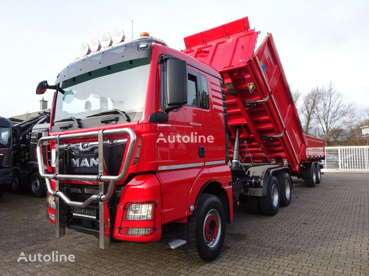 MAN TGX 26.510  dump truck