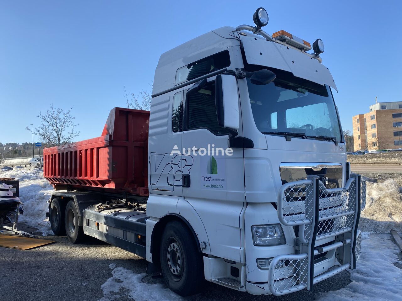 MAN TGX 33.680 V8 volquete