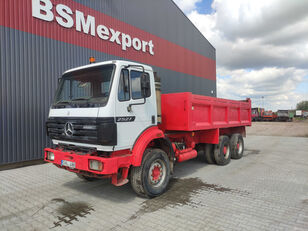 Mercedes-Benz 2527 dump truck