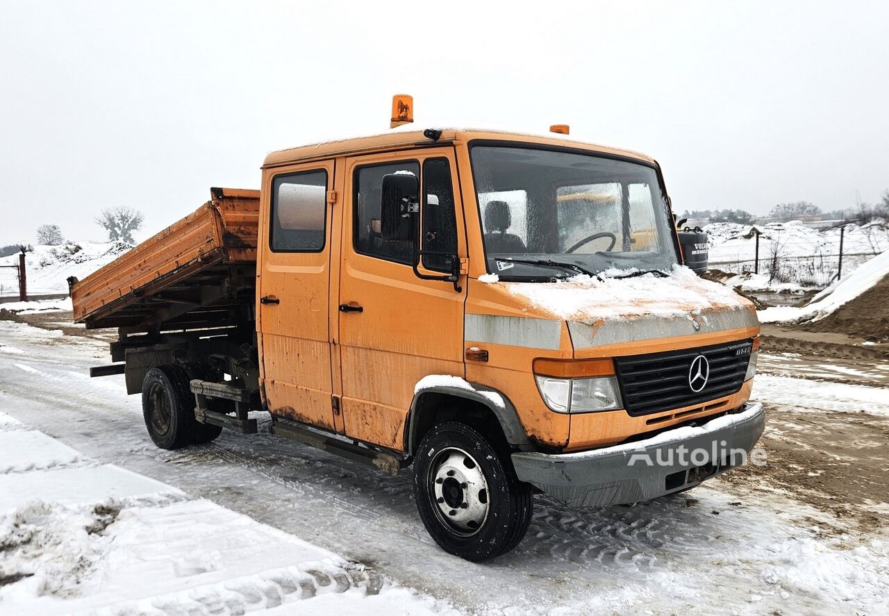 شاحنة قلابة Mercedes-Benz 814D VARIO - 3 sides tipper - doka - manual - full spring ! - Autoline