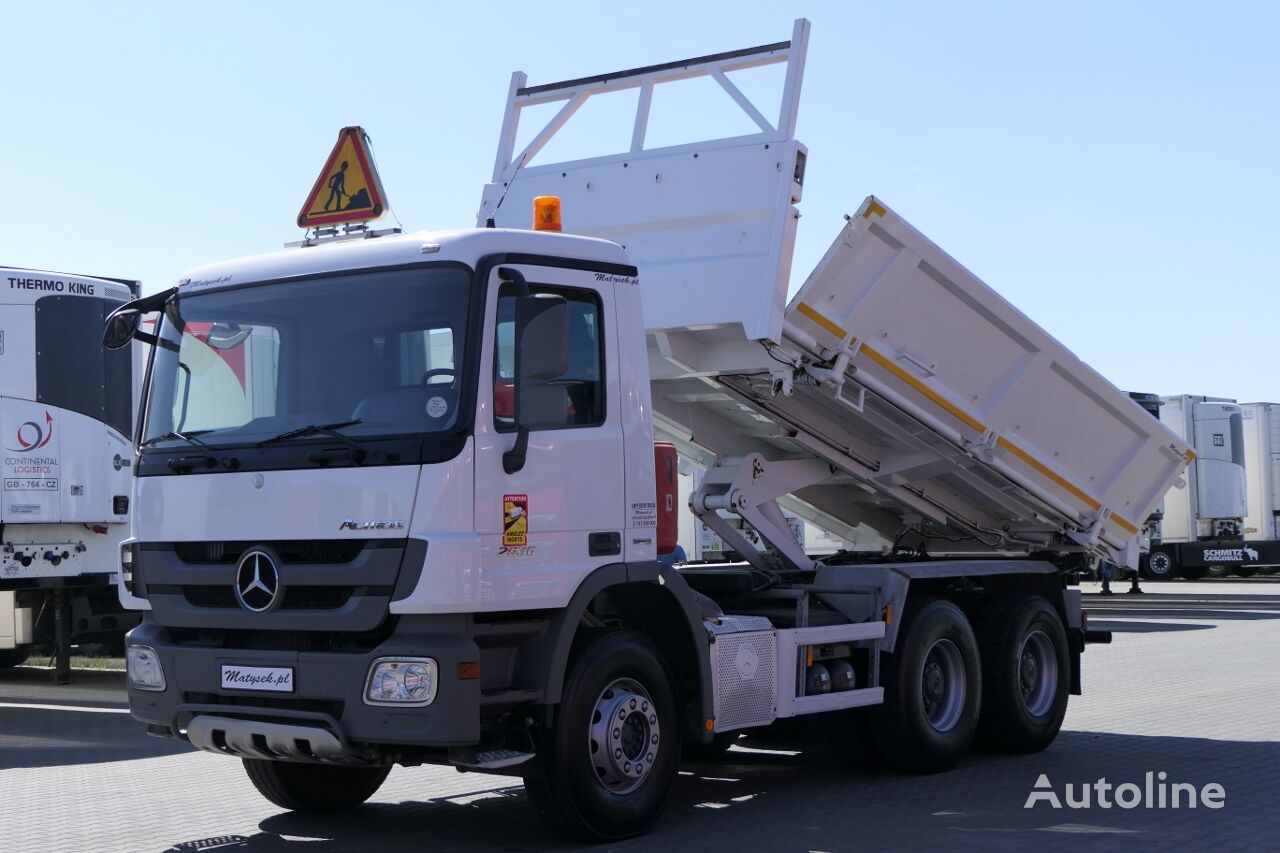 ανατρεπόμενο φορτηγό Mercedes-Benz ACTROS 2636