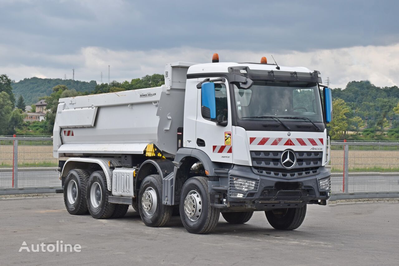 Mercedes-Benz AROCS 3243 dump truck