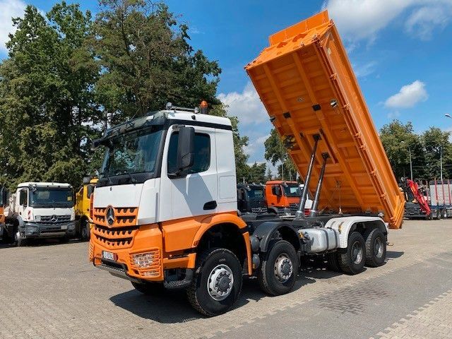 Mercedes-Benz AROCS 4143  Muldenkipper