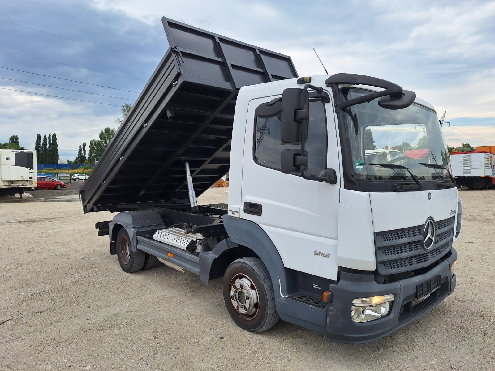 Mercedes-Benz ATEGO 816 – 3 sided Tipper
