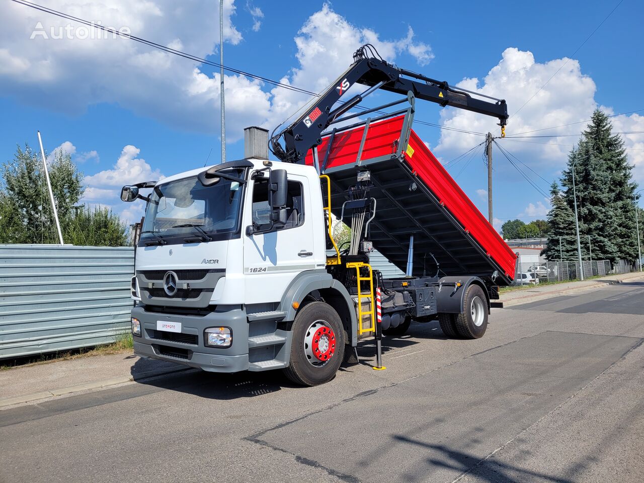 Mercedes-Benz AXOR 1824 HDS HIAB 122 + Nowy Kiper Wywrotka 3 str damperli kamyon