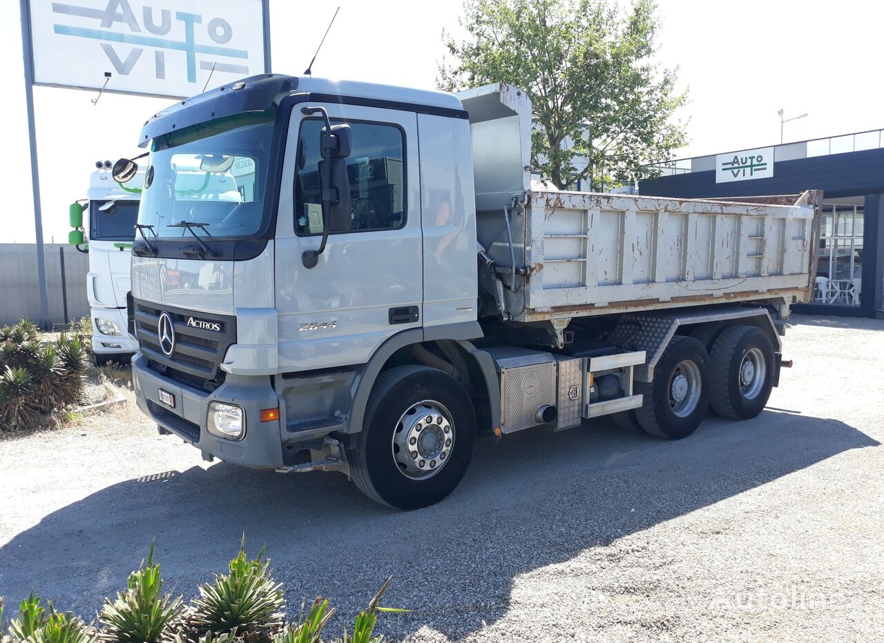 Mercedes-Benz Actros  dump truck