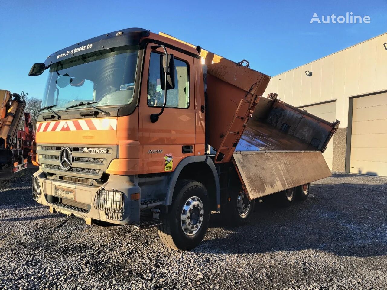 самосвал Mercedes-Benz Actros 3236 BI-BENNE 8X4