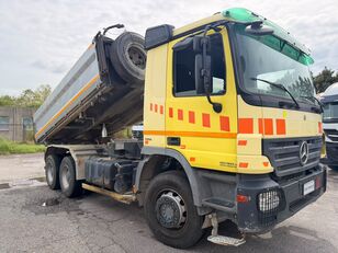 самосвал Mercedes-Benz Actros 3344