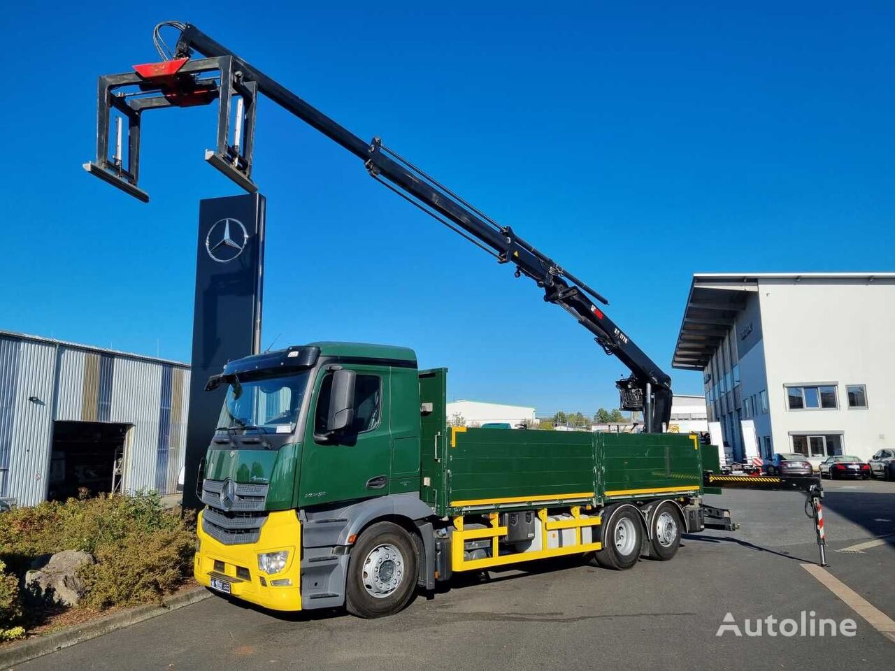 camion-benne Mercedes-Benz Antos 2542 LL 6x2 Baustoffpritsche Kran Hiab 177