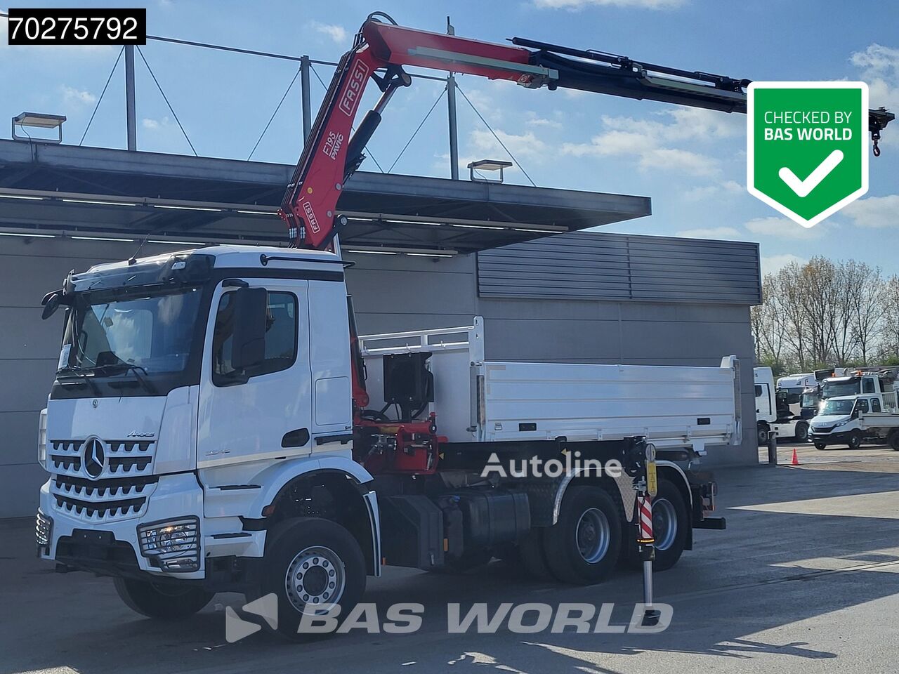 Venta de Mercedes-Benz Arocs 3348 6X4 Fasi F195A.2.24 Kran 3 sided tipper 9m3 Big-Axle volquete | Autoline BO Mercedes-Benz Arocs 3348 6X4 Fasi F195A.2.24 Kran 3 sided tipper 9m3 Big-Axle volquete nuevo - Autoline