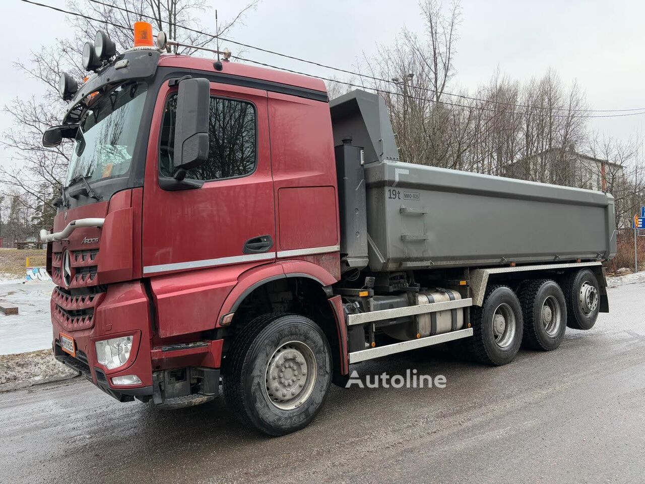 autobasculantă Mercedes-Benz Arocs 3558