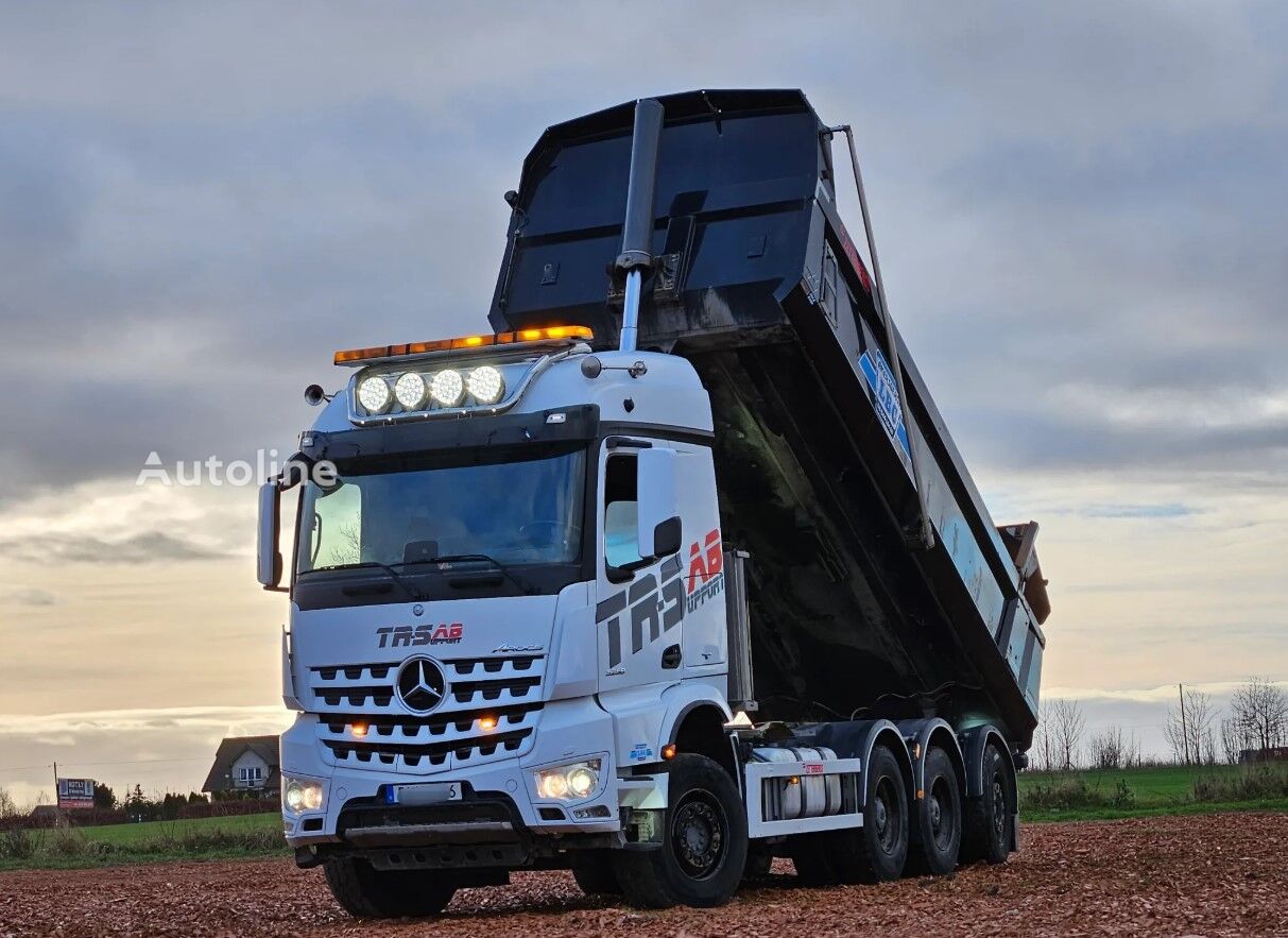 Mercedes-Benz Arocs 8x4 Tipper dump truck