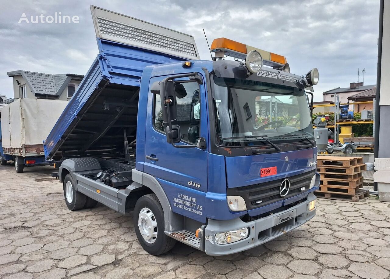 ανατρεπόμενο φορτηγό Mercedes-Benz Atego 818