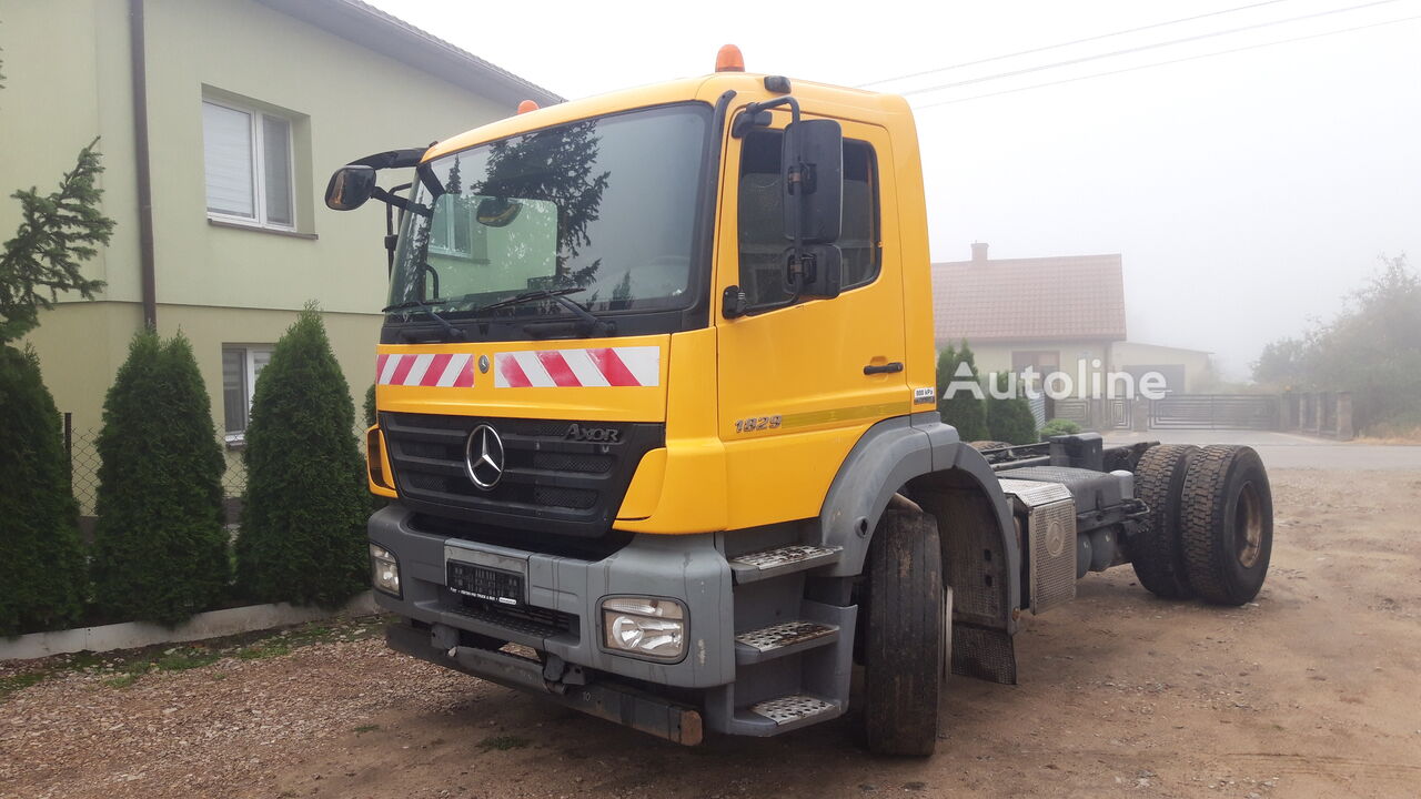 Mercedes-Benz Axor 1829 volquete