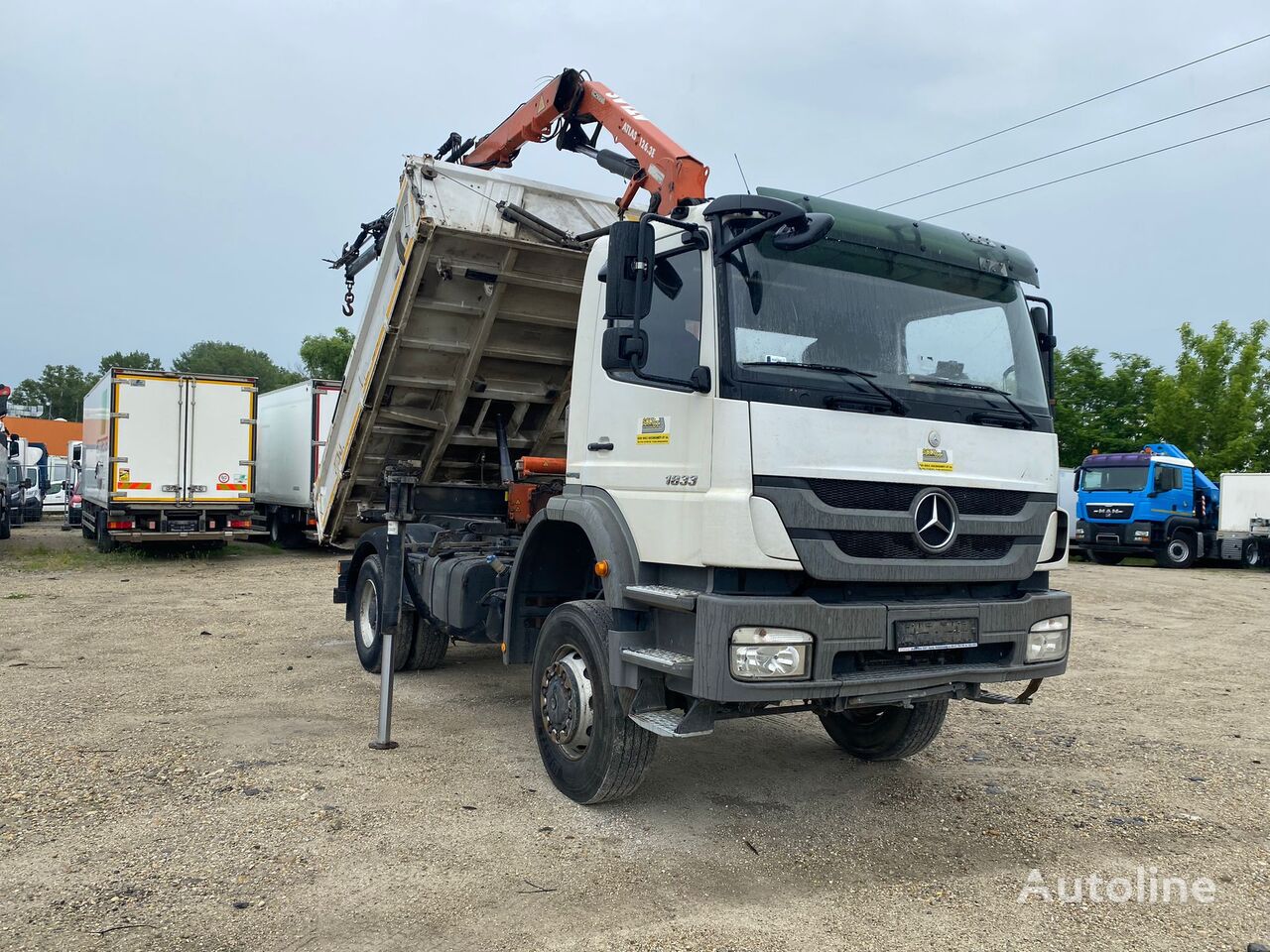 شاحنة قلابة Mercedes-Benz Axor 1833