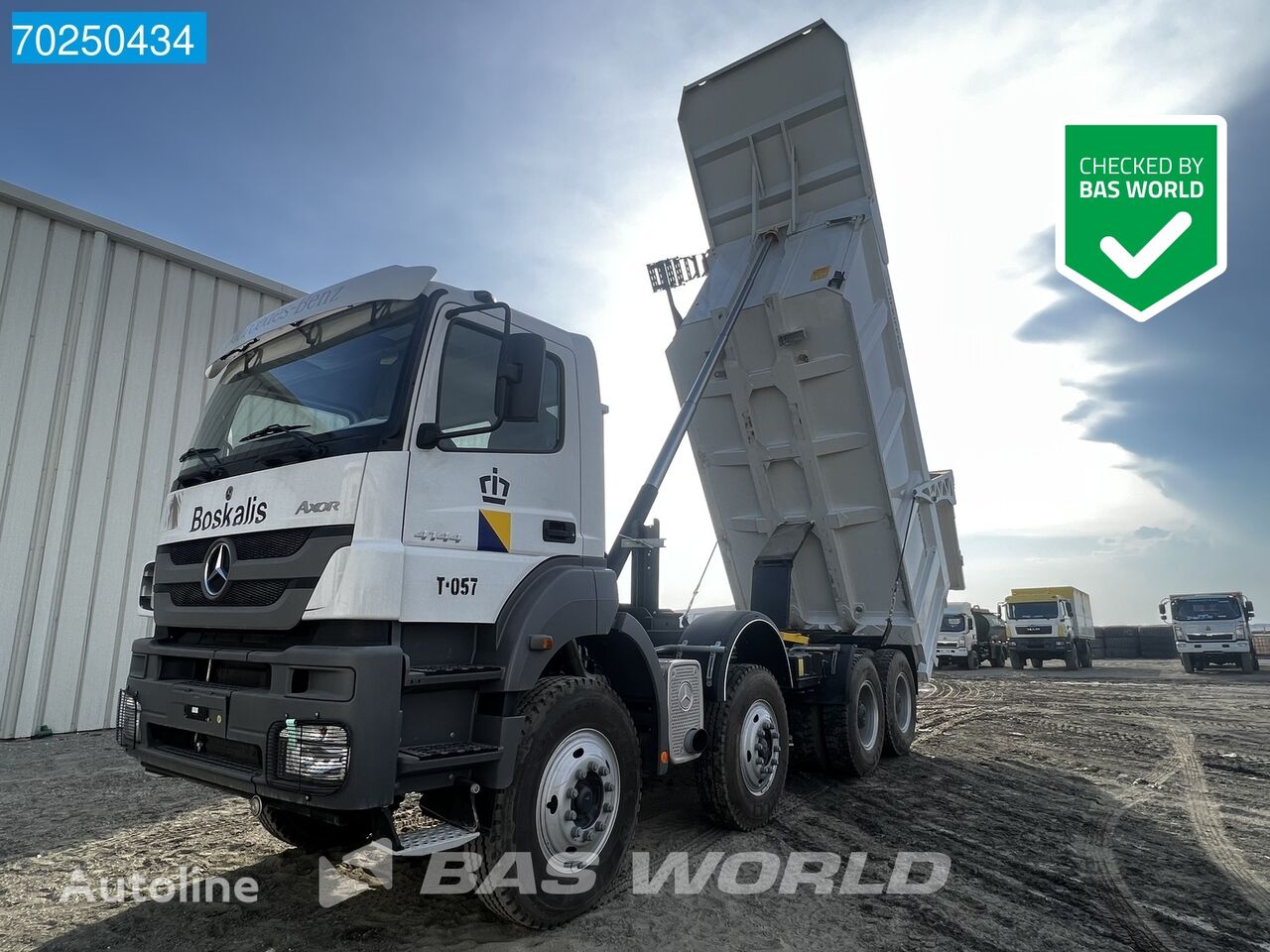 nov tovornjak prekucnik Mercedes-Benz Axor 4144 8X4 KH-Kipper 25m3 Big-Axle Steelsuspension Hardox