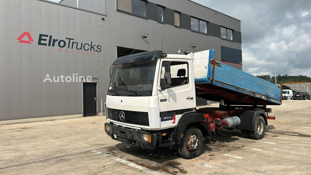 Mercedes-Benz SK 809 (POMPE MANUELLE / MANUAL PUMP / HELPER / AUXILAIRY / SPER dump truck - Autoline