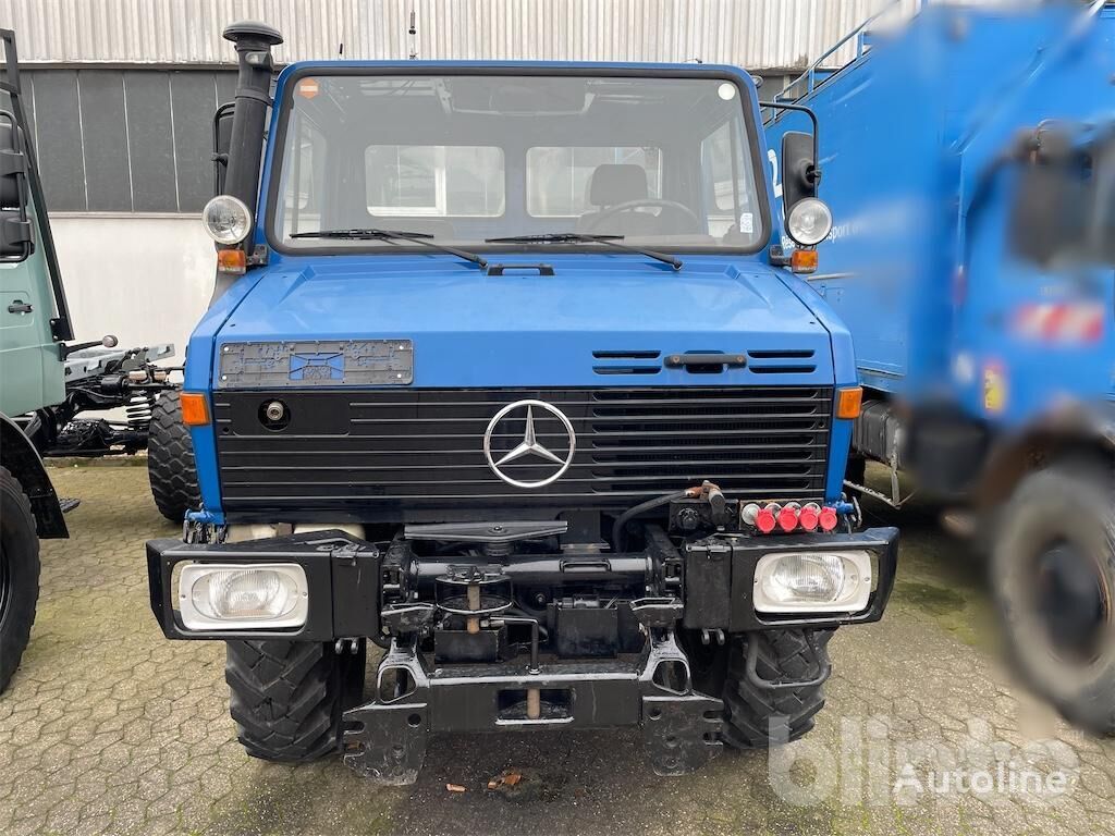 Mercedes-Benz Unimog 427/10 dump truck