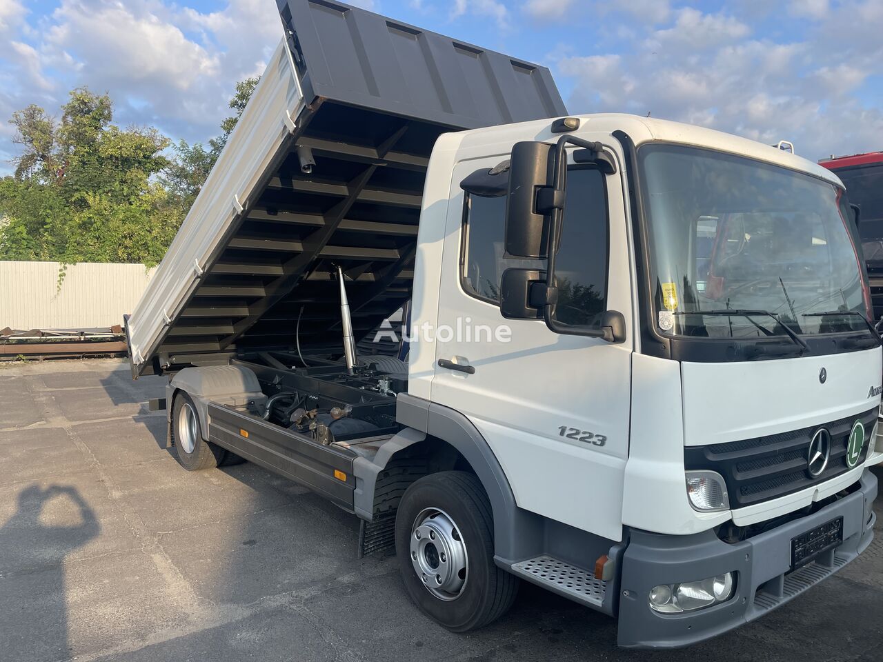 شاحنة قلابة Mercedes-Benz atego 1223