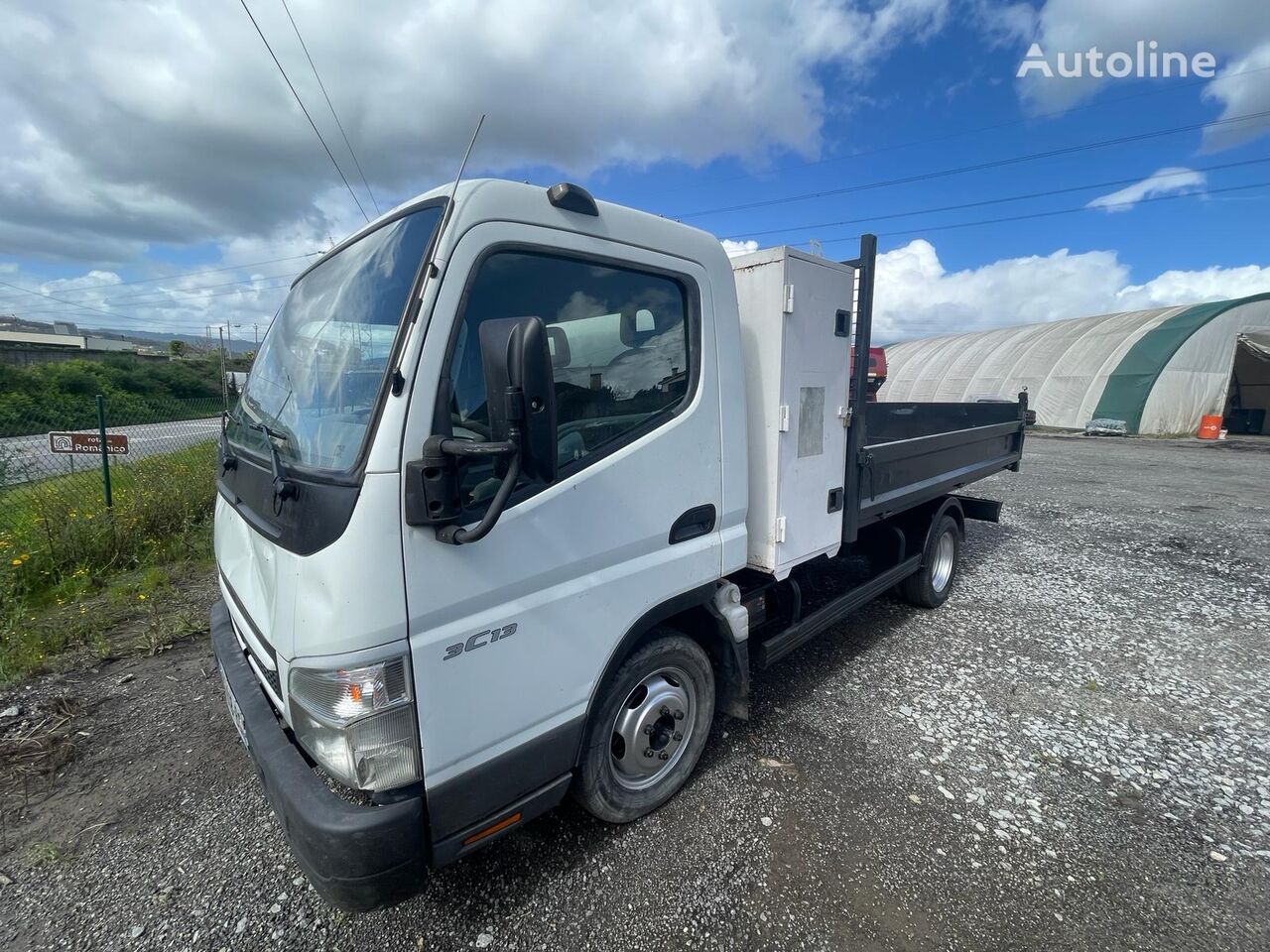 camião basculante Mitsubishi CANTER 3C13