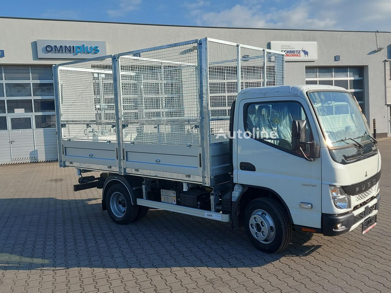 Mitsubishi Fuso Canter 6C15 volquete - Autoline