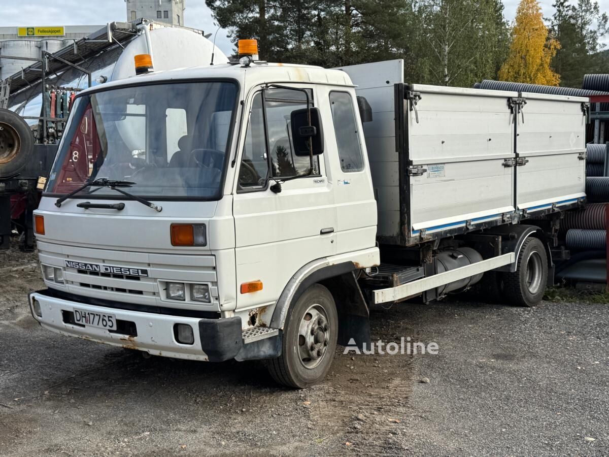 Nissan CME87 Diesel dump truck - Autoline