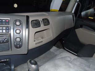 Renault Kerax 410DXI + 8X4 + MANUAL + SPRING dump truck for sale - Image 44 | Autoline SG Renault Kerax 410DXI + 8X4 + MANUAL + SPRING dump truck | Image 44 - Autoline