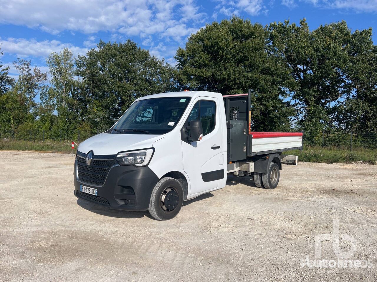 Renault MASTER 4x2 Camion Benne volquete