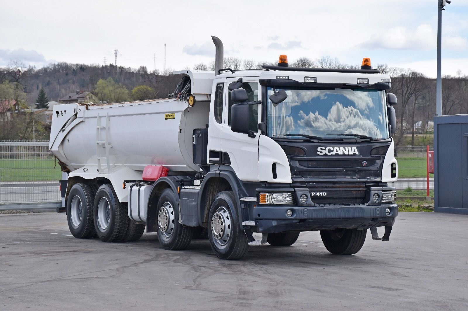 Scania P 410  ダンプトラック