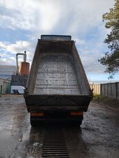 شاحنة قلابة Scania P124