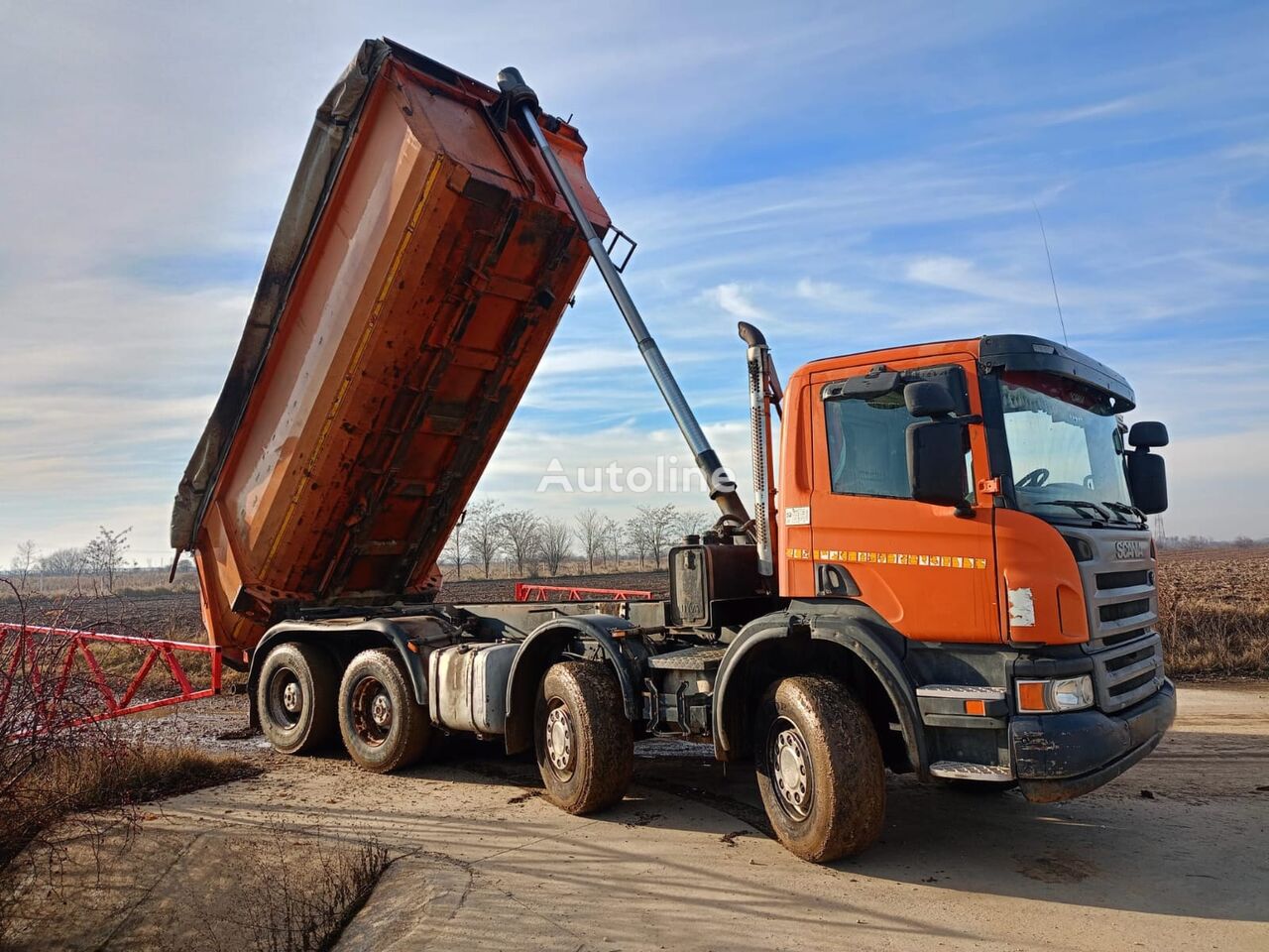 самосвал Scania P420