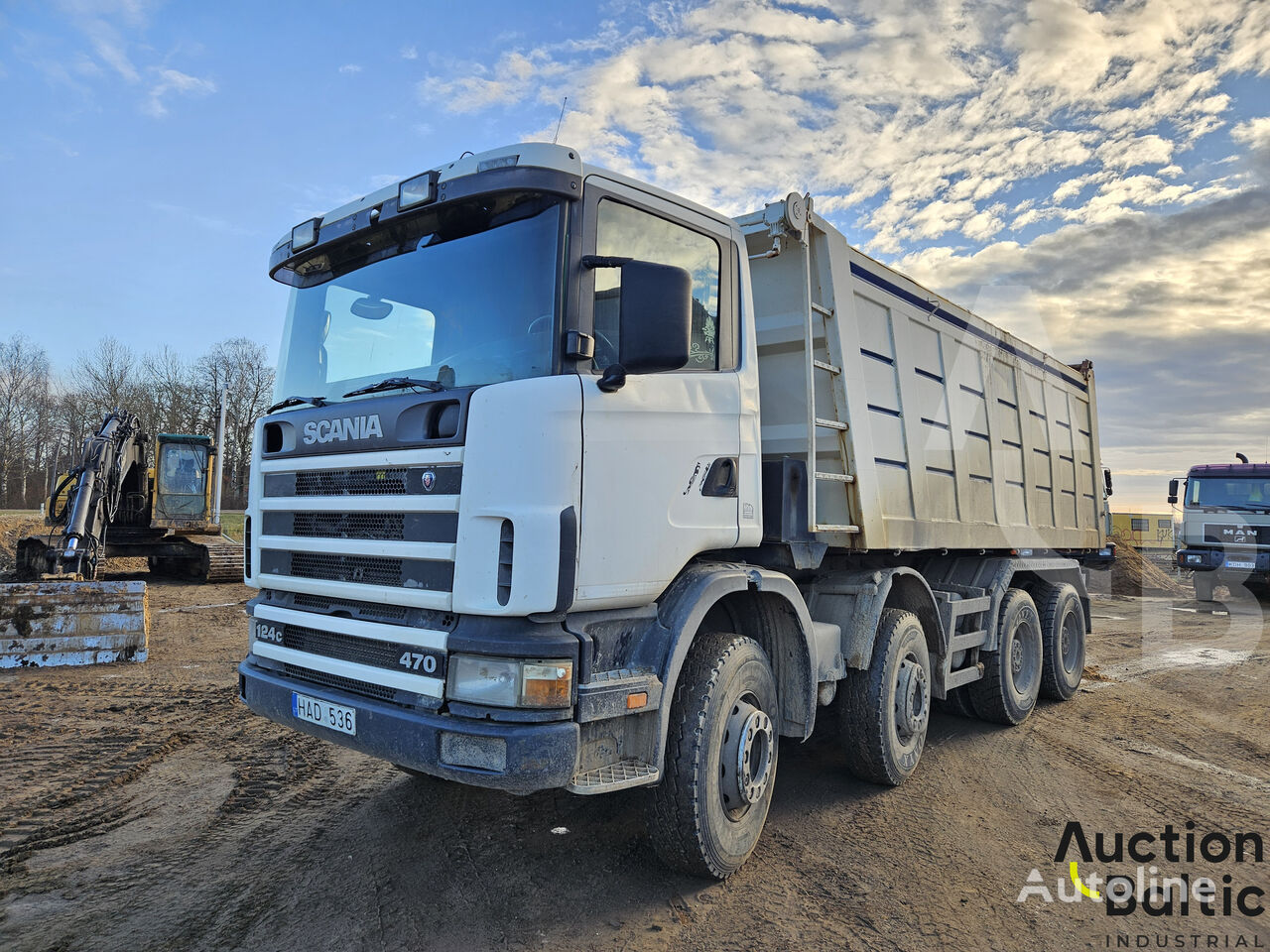 Scania R 124 dump truck